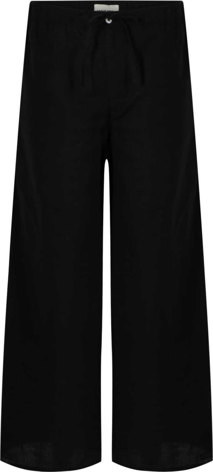 ABOUT YOU REBIRTH STUDIOS Kalhoty 'Holiday' černá