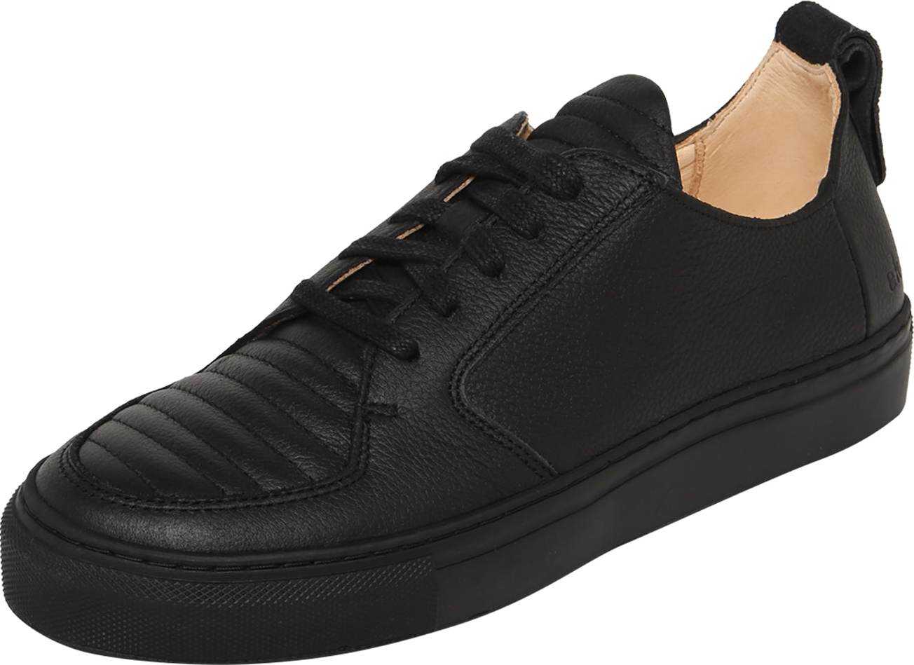 EKN Footwear Tenisky 'Argan' černá