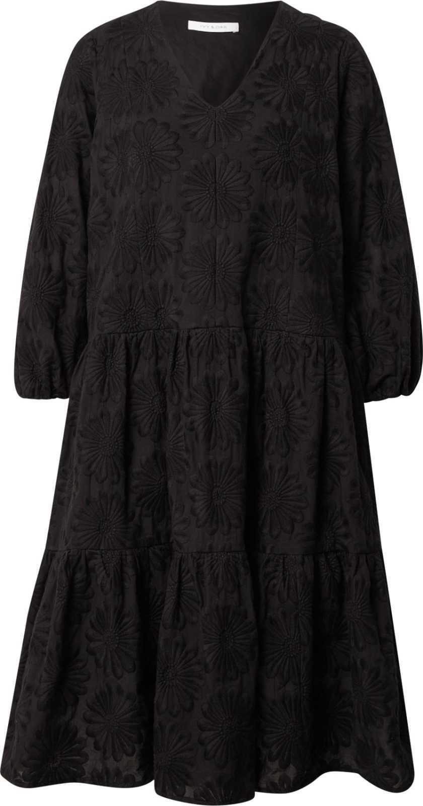 IVY OAK Šaty 'DEBORAH' černá