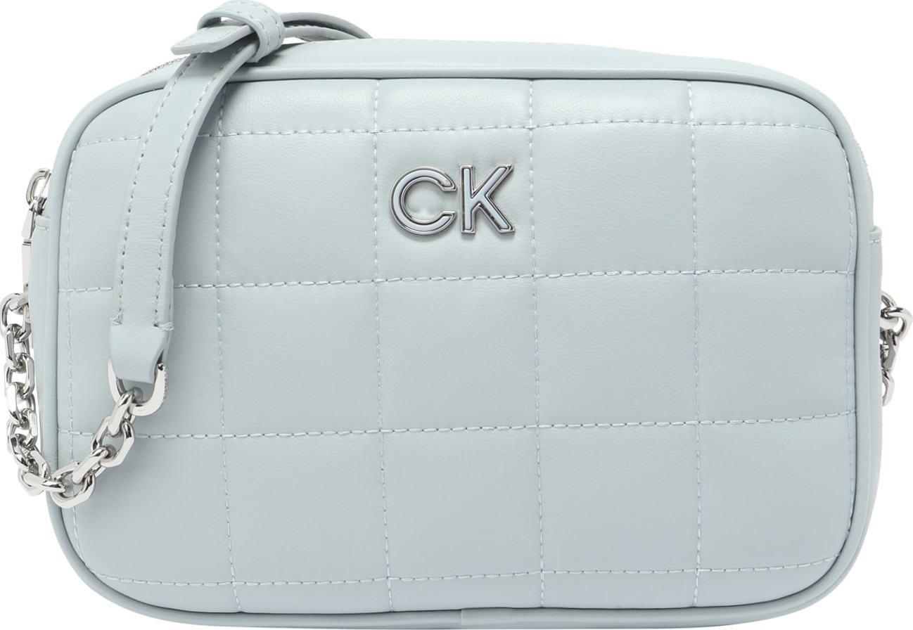 Calvin Klein Taška přes rameno pastelová modrá / stříbrná