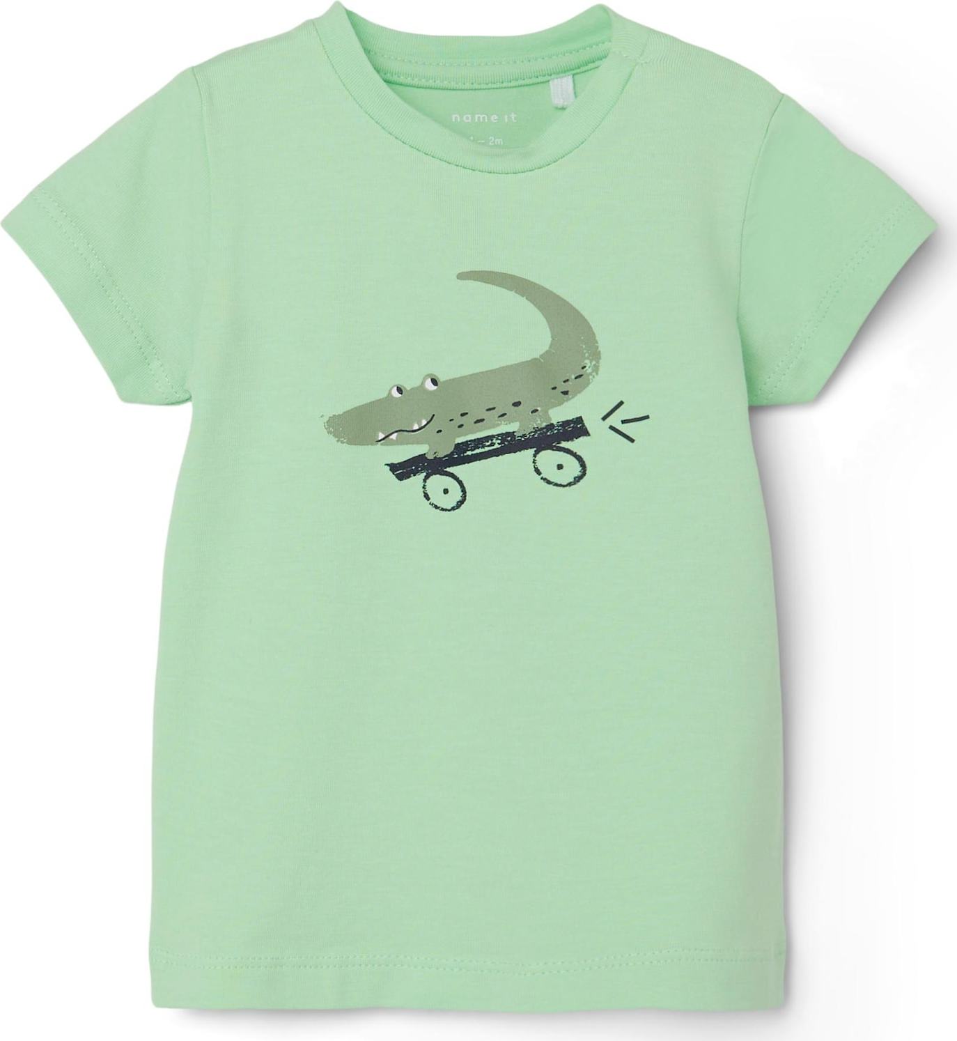 NAME IT Tričko 'FORIS' zelená / trávově zelená / černá