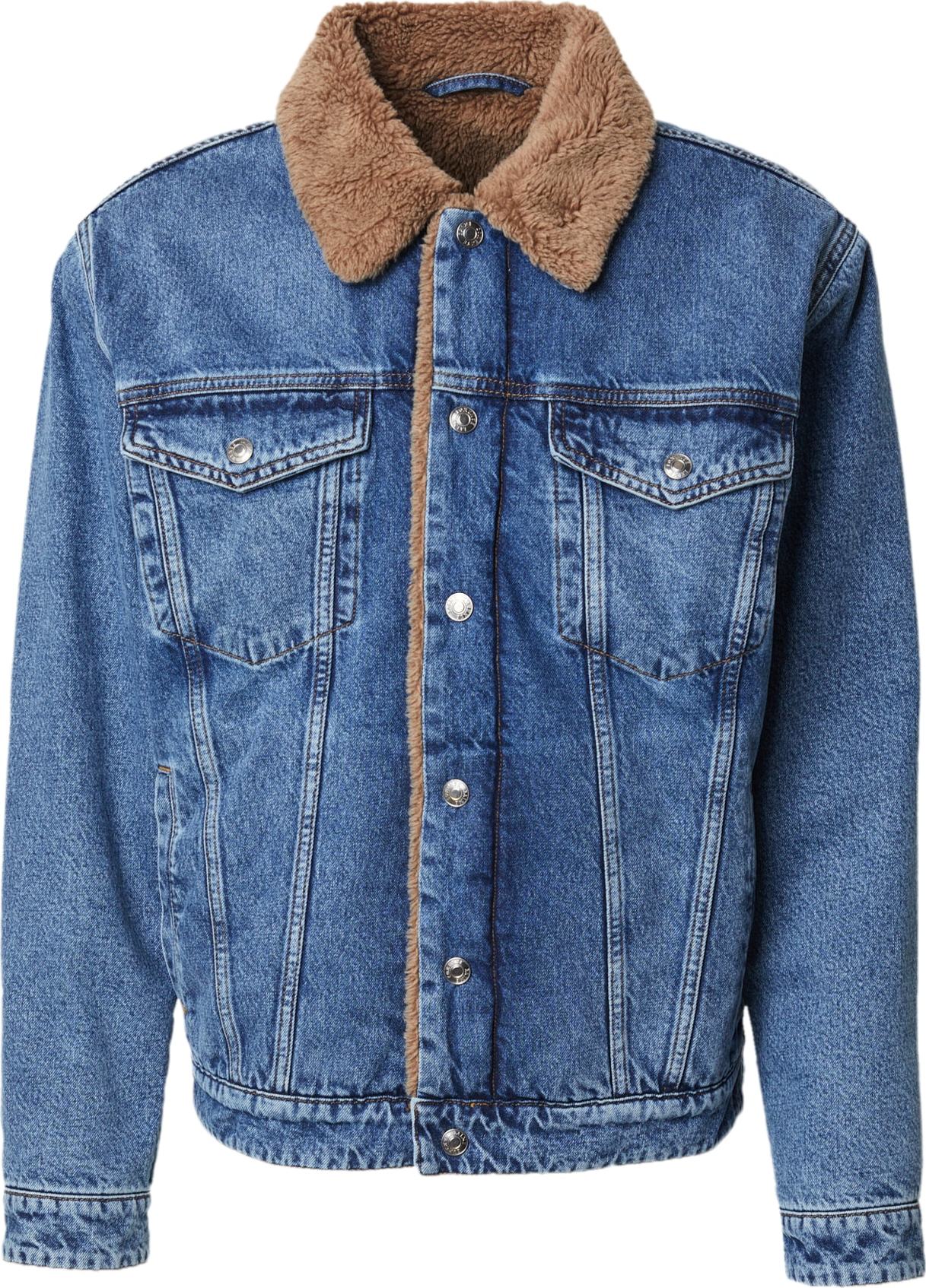 Přechodná bunda 'Sebastian' ABOUT YOU x Jaime Lorente modrá džínovina / světle hnědá